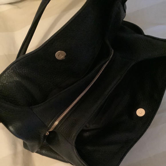 Black DKNY Shoulder Bag - Picture 5 of 6